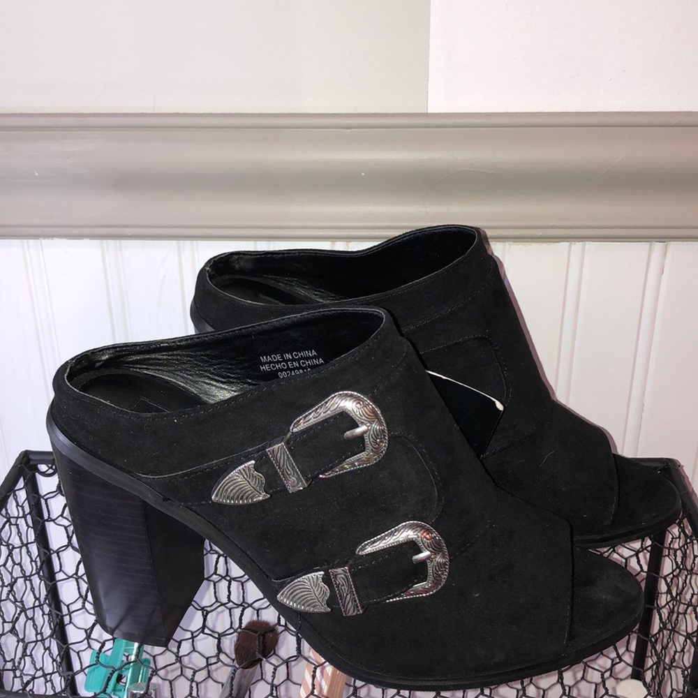 Forever 21: Open toed/ open backed heel